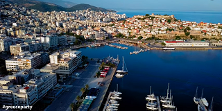 Συχωάζεις στο μικρό Καφέ